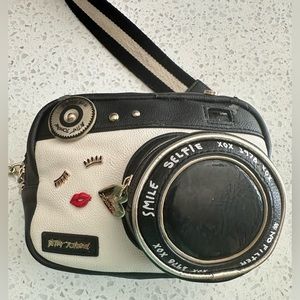 Betsey Johnson Camera Bag Crossbody Small Black White Zip Top 1978 Series Retro